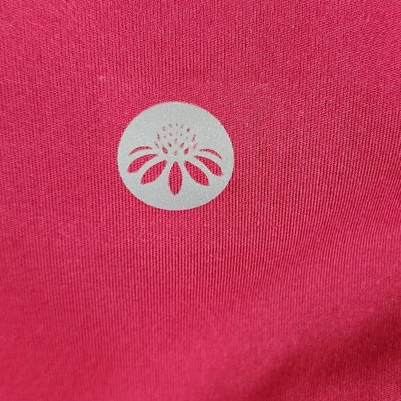 Senita Athletics Shorts Size L Marathon Raspberry Shorts Pockets and Inner Liner - Picture 6 of 10